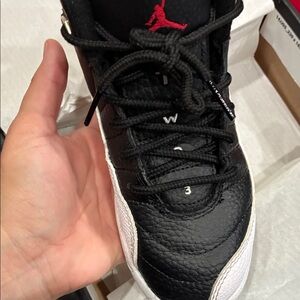 Jordan 12 Retro(PS) Black and White Air Jordan Sneakers Semi New with Box
